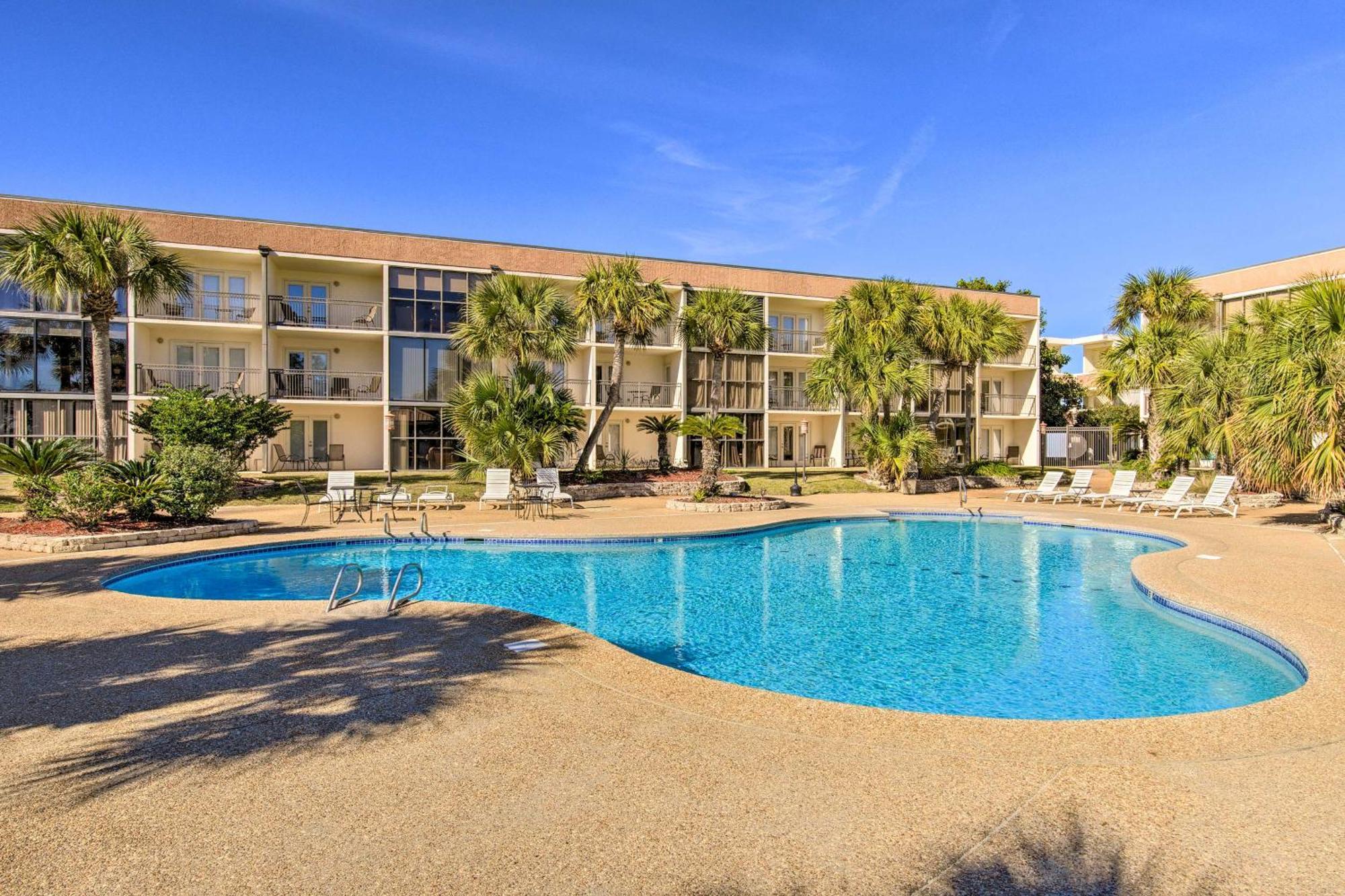 With Pool Access - Steps To Beach! *