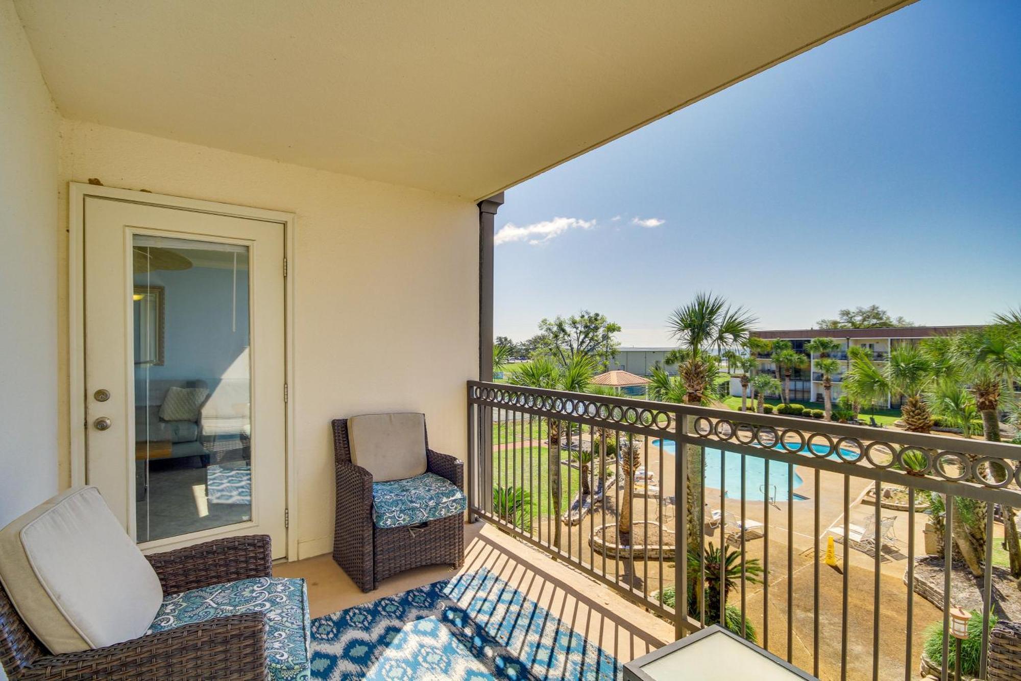 With Pool Access - Steps To Beach! *